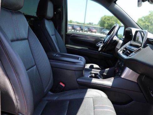 Used 2022 Chevrolet Tahoe RST w/ Luxury Package image 15