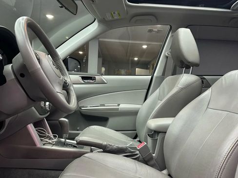 Used 2009 Subaru Forester 2.5X Limited image 11