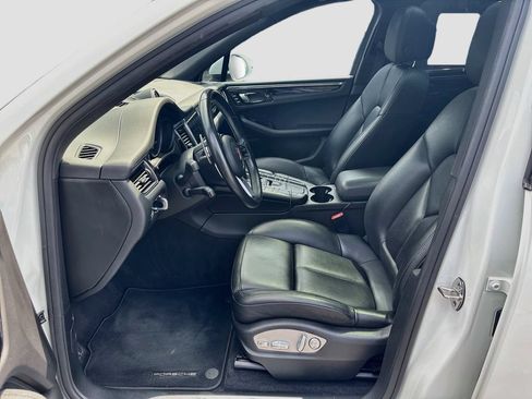Used 2017 Porsche Macan S AWD/4WD image 22