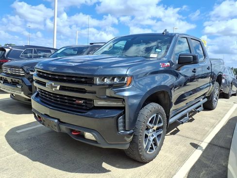Used 2019 Chevrolet Silverado 1500 LT Trail Boss AWD/4WD image 4