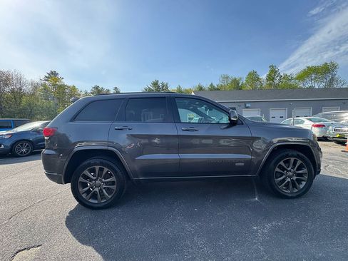 Used 2016 Jeep Grand Cherokee Limited 75th Anniversary AWD/4WD image 17