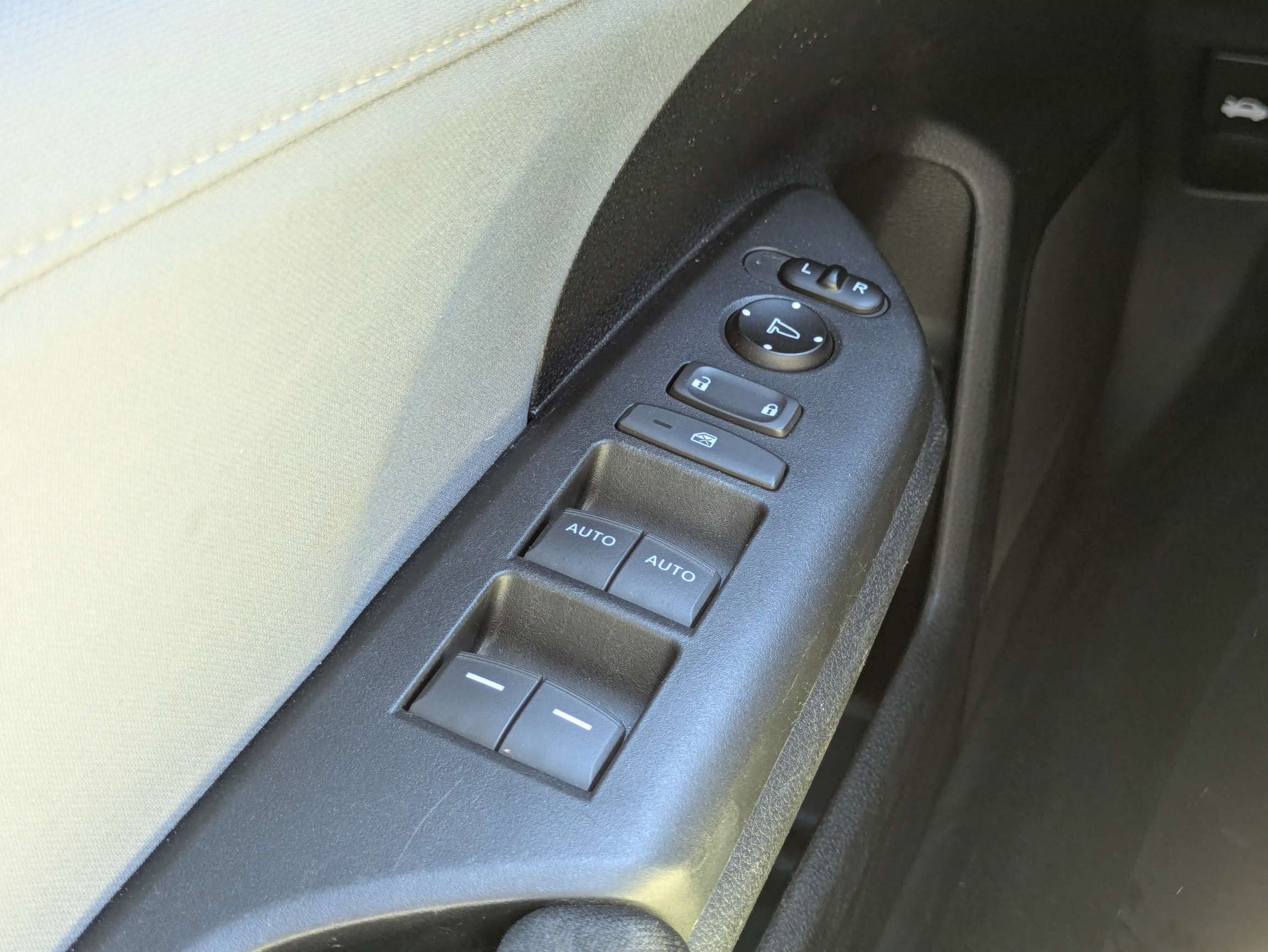 Used 2019 Honda Civic EX image 29