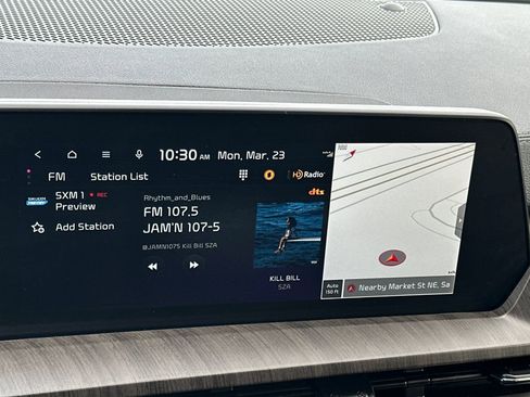 Used 2024 Kia Telluride EX image 19