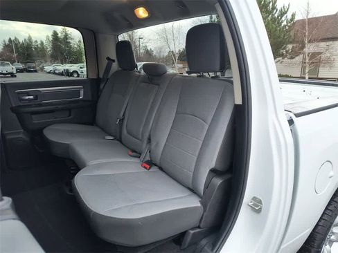 Used 2023 RAM 1500 Classic SLT image 21