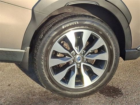 Certified 2023 Subaru Outback Limited XT image 7