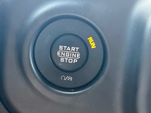 Used 2023 Jeep Wrangler Unlimited Rubicon 4xe w/ Cold Weather Group AWD/4WD image 30