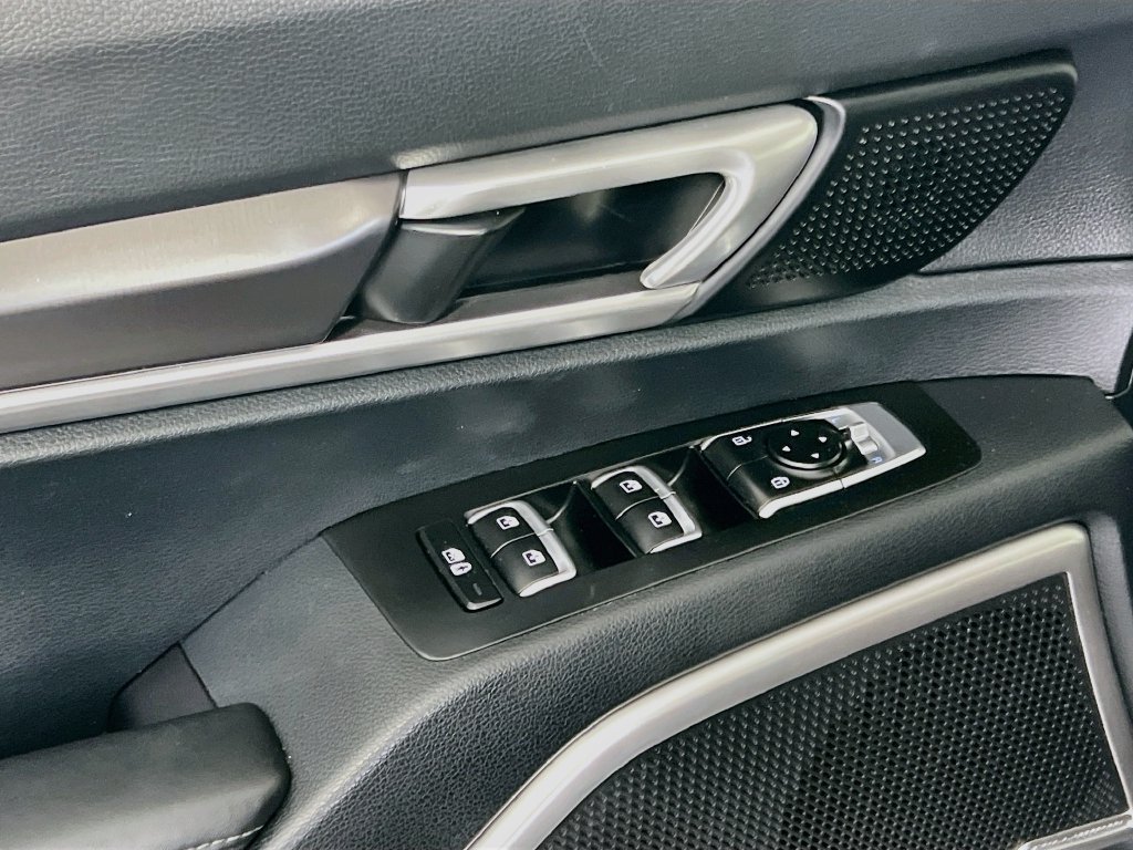 Certified 2024 Kia Telluride S w/ S Sunroof Package AWD/4WD image 19