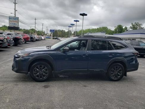 Used 2023 Subaru Outback Onyx Edition AWD/4WD image 7