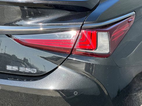 Used 2023 Lexus ES 350 F Sport w/ Accessory Package (Z2) FWD image 37