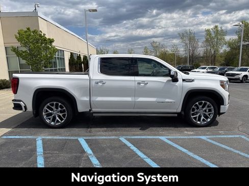 Used 2019 GMC Sierra 1500 Denali w/ Denali Ultimate Package AWD/4WD image 2