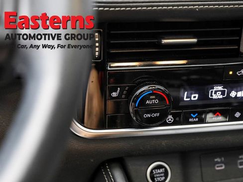 Used 2023 Nissan Rogue SL w/ SL Premium Package AWD/4WD image 21