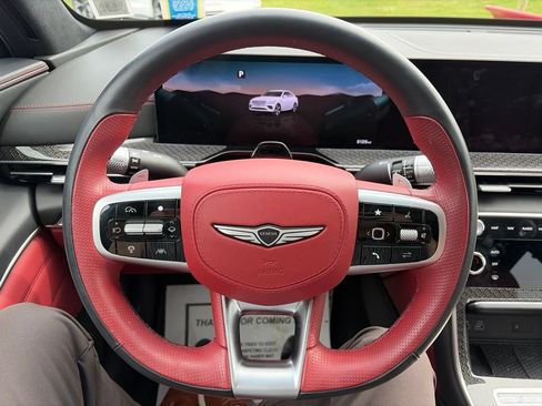 Certified 2025 Genesis GV80 3.5T e-SC AWD/4WD image 5