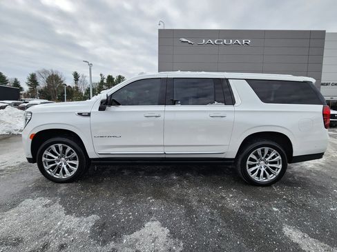 Used 2023 GMC Yukon XL Denali w/ Denali Reserve Package image 5