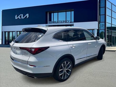 Used 2023 Acura MDX SH-AWD w/ Technology Package image 10