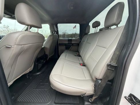 Used 2020 Ford F250 XL w/ Power Equipment Group image 13