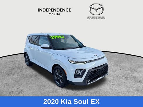 Used 2020 Kia Soul EX image 1