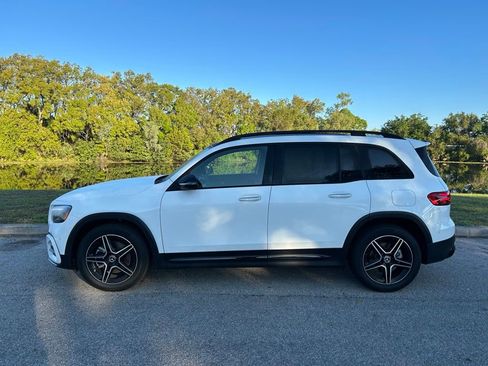 Used 2024 Mercedes-Benz GLB 250 image 2