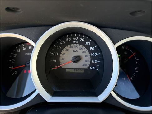Used 2006 Toyota Tacoma PreRunner RWD image 23