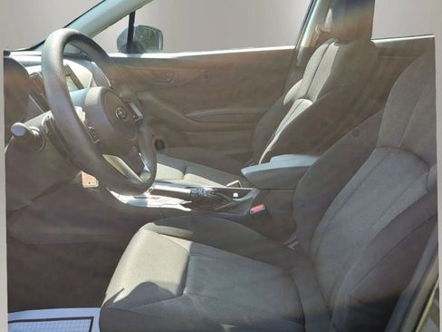 Used 2018 Subaru Impreza 2.0i Premium w/ Eyesight & BSD & Rcta AWD/4WD image 10