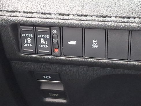 Used 2025 Honda Odyssey EX-L image 25