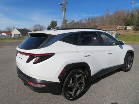 Used 2022 Hyundai Tucson SEL w/ Convenience + Premium Package image 3