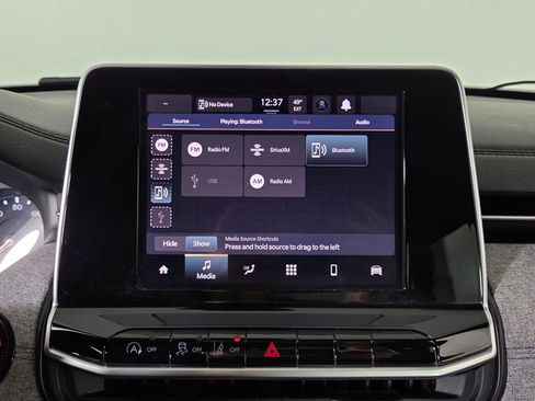 Used 2022 Jeep Compass Latitude FWD image 23