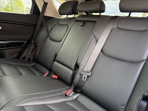 Used 2025 Genesis GV70 2.5T image 13