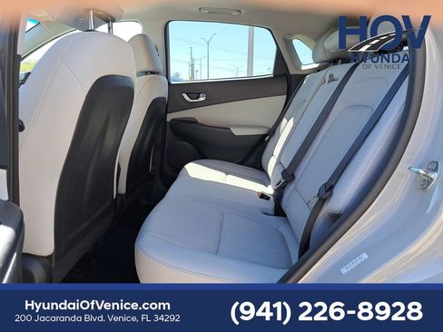 Used 2022 Hyundai Kona SEL w/ Convenience Package image 19