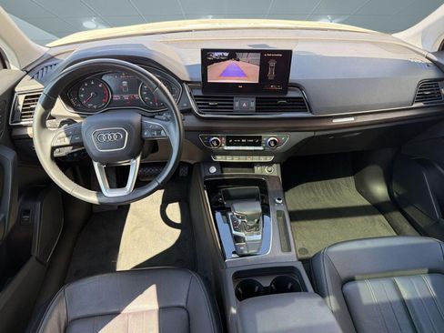 Used 2023 Audi Q5 2.0T Premium w/ Convenience Package AWD/4WD image 17