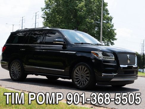 Used 2018 Lincoln Navigator Reserve AWD/4WD image 4