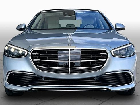 Used 2022 Mercedes-Benz S 500 4MATIC image 4