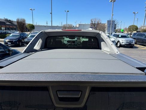 Used 2010 Chevrolet Avalanche LT w/ Luxury Package image 9