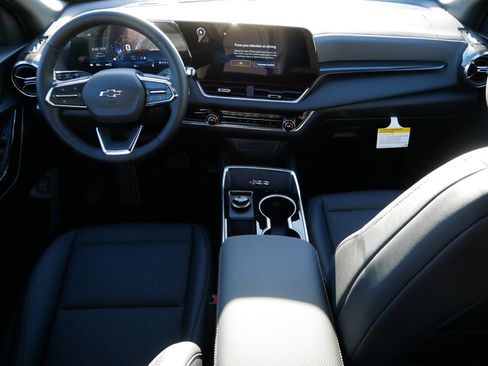 New 2026 Chevrolet Equinox LT w/ Convenience Package II image 6