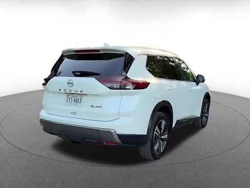 Used 2026 Nissan Rogue SL AWD/4WD image 14