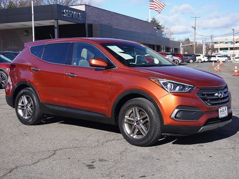 Used 2018 Hyundai Santa Fe Sport image 2