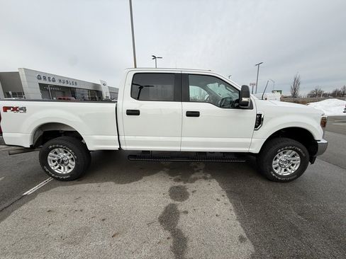 Used 2019 Ford F250 XLT w/ XLT Value Package image 13