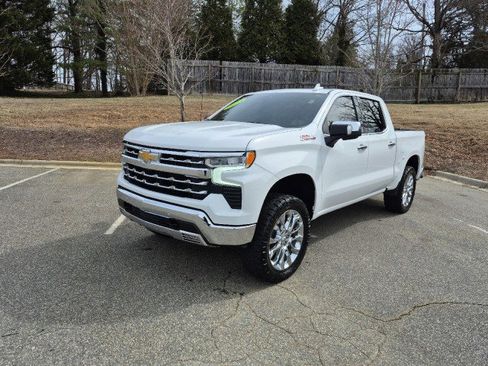 Used 2023 Chevrolet Silverado 1500 LTZ w/ Technology Package image 3