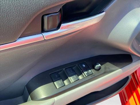 Used 2023 Toyota Camry SE w/ Audio Upgrade Package FWD image 12