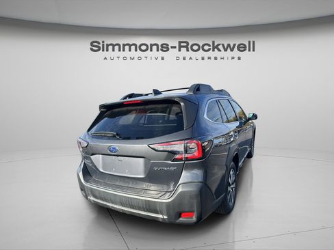 Used 2023 Subaru Outback Premium image 7
