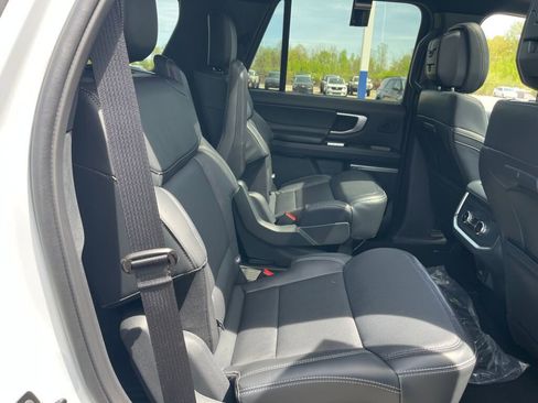 New 2026 Ford Expedition Platinum w/ Stealth Performance Package AWD/4WD image 23