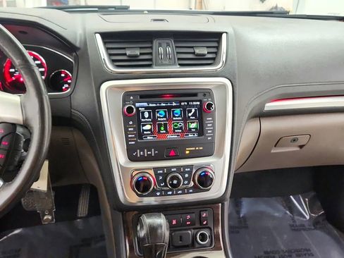 Used 2016 GMC Acadia SLT image 31