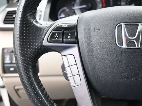 Used 2014 Honda Odyssey EX-L image 22