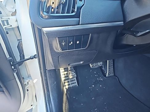 Used 2021 Kia Stinger GT-Line image 20