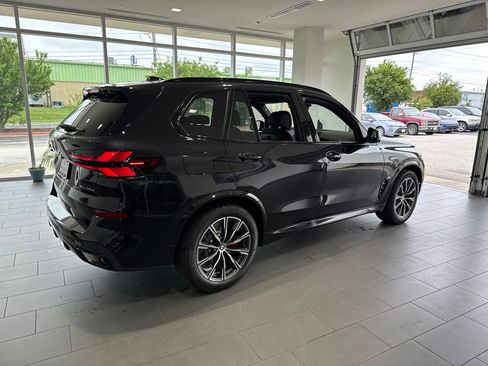 New 2026 BMW X5 xDrive50e w/ M Sport Package AWD/4WD image 8