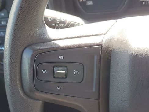 Certified 2020 Chevrolet Silverado 1500 Custom w/ Custom Value Package AWD/4WD image 21