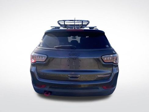 Used 2019 Jeep Compass Trailhawk image 9