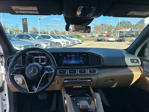Used 2024 Mercedes-Benz GLE 350 4MATIC image 16