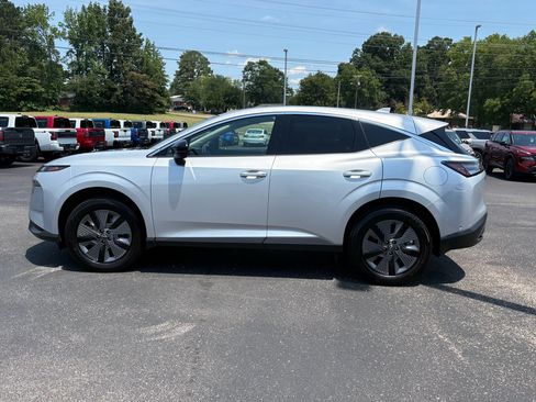 Used 2025 Nissan Murano SL AWD/4WD image 12