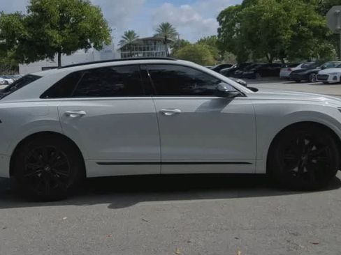 Used 2023 Audi SQ8 Premium Plus w/ Executive Package AWD/4WD image 9