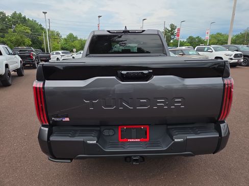 Used 2023 Toyota Tundra Platinum AWD/4WD image 4